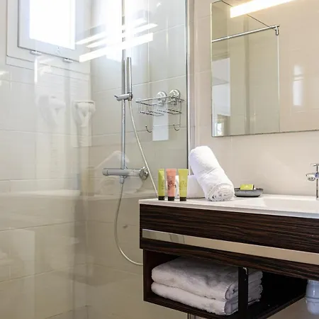 Corniche Du Liouquet