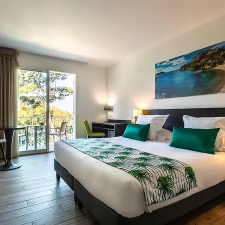 Corniche Du Liouquet 3* לה קיוטאט