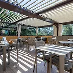 Hotel Corniche Du Liouquet