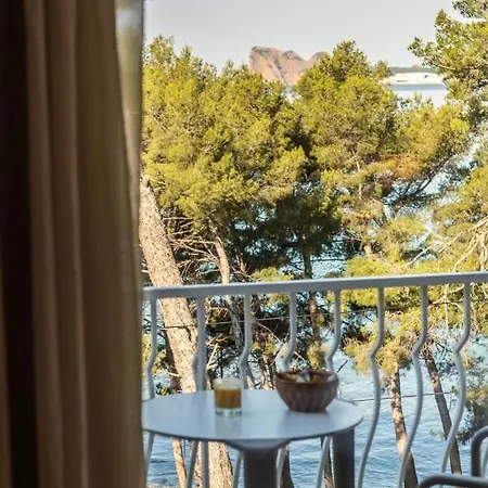 Corniche Du Liouquet 3* La Ciotat