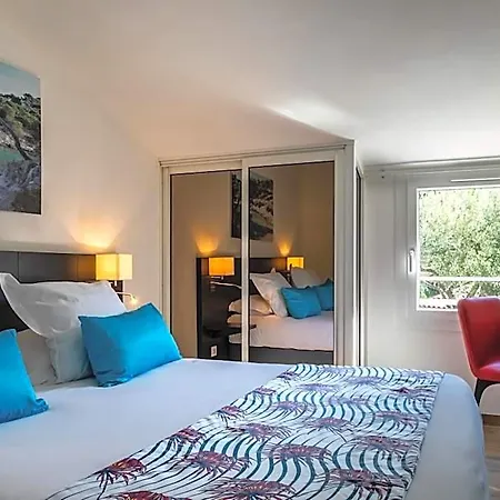 Corniche Du Liouquet Отель 3*