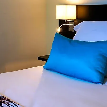 Corniche Du Liouquet Hotel