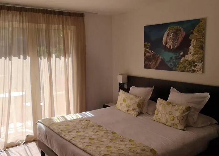 Corniche Du Liouquet 3* Ла-Сьота